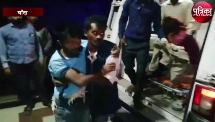 पागल भाई तमंचा लेकर घूम रहा था...