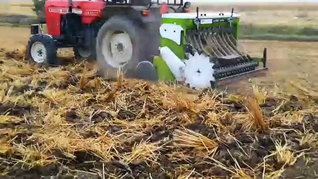 आज गेहूं बिजी|| Super seeder Sawaraj 855 tractor||Sawaraj 855 with Superseeder||Super seeder__