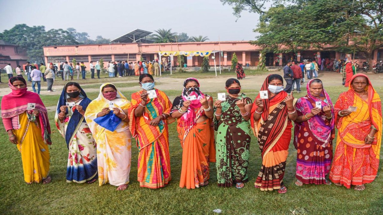 What is the voting situation in Seamanchal beside Bengal?