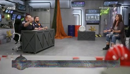 Βάνα Μπάρμπα: Το άγνωστο φλερτ από τον Μπερλουσκόνι και η... αγκωνιά!