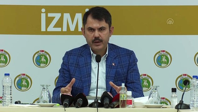 Kurum: '857 okulda hasar tespiti yapıldı. 5 okul ağır, 18'i orta hasarlı. Bu okullardaki öğrenciler mahalledeki en yakın okula transfer edilecek' - İZMİR