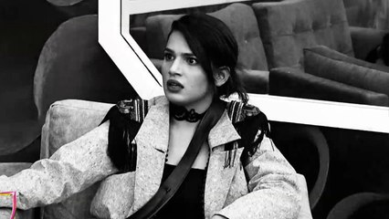 Bigg Boss 14 Weekend Ka Vaar; Naina Singh इस हफ्ते घर से हुई बेघर |FilmiBeat