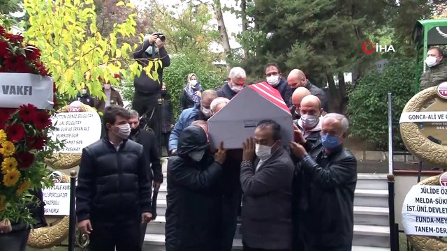 Türk müziğinin duayen ismi Timur Selçuk son yolculuğuna uğurlandı