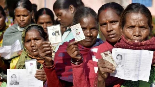 Bihar EXIT POLL:Know on which issues people cast their votes