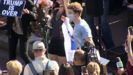 За Байдена проголосовали по почте