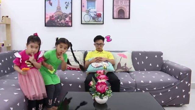 Suri and Sarah Pretend Play with Colored Sticky Tape Notes - Kids funny videos _ Kids videos