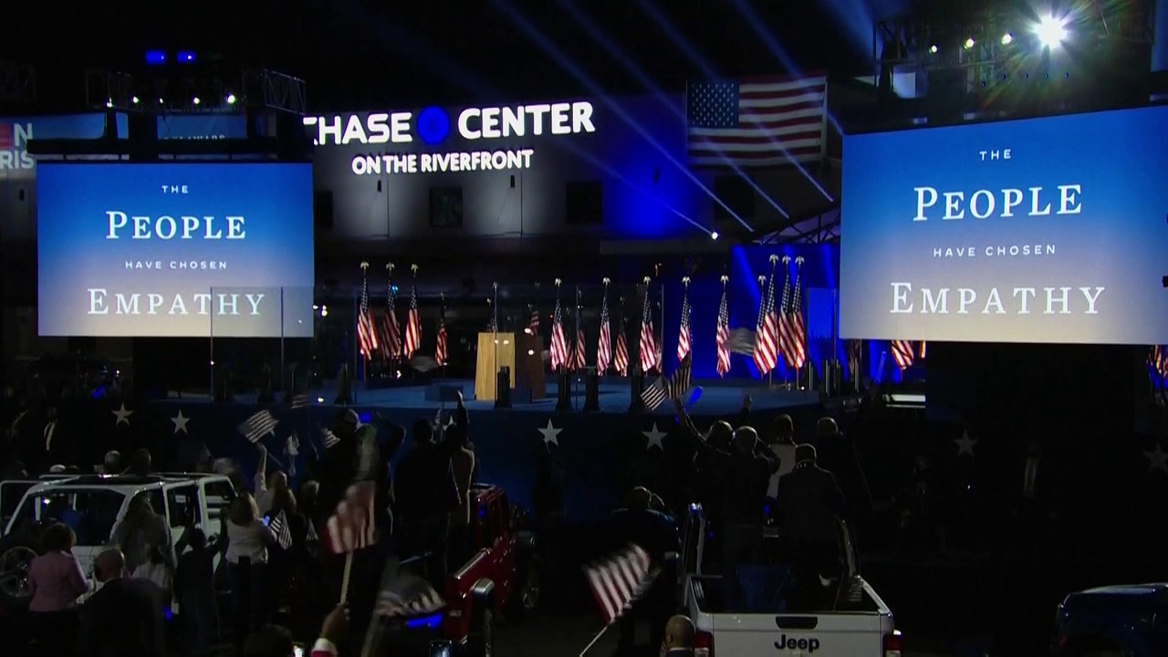 Feuerwerk um 3 Uhr verpasst? Kamala Harris und Joe Biden komplett und  im O-Ton