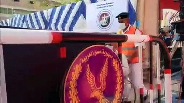 توافد المواطنين من كبار السن بكثافة على لجان السويس للمشاركة في انتخابات مجلس النواب