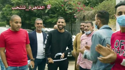شاهد مؤمن زكريا يدلى بصوته فى الانتخابات البرلمانية وسط احتفالات جماهيرية به