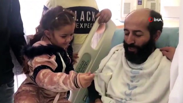- Açlık grevindeki Filistinli esir 103 gün sonra ilk çorbasını kızının elinden içti