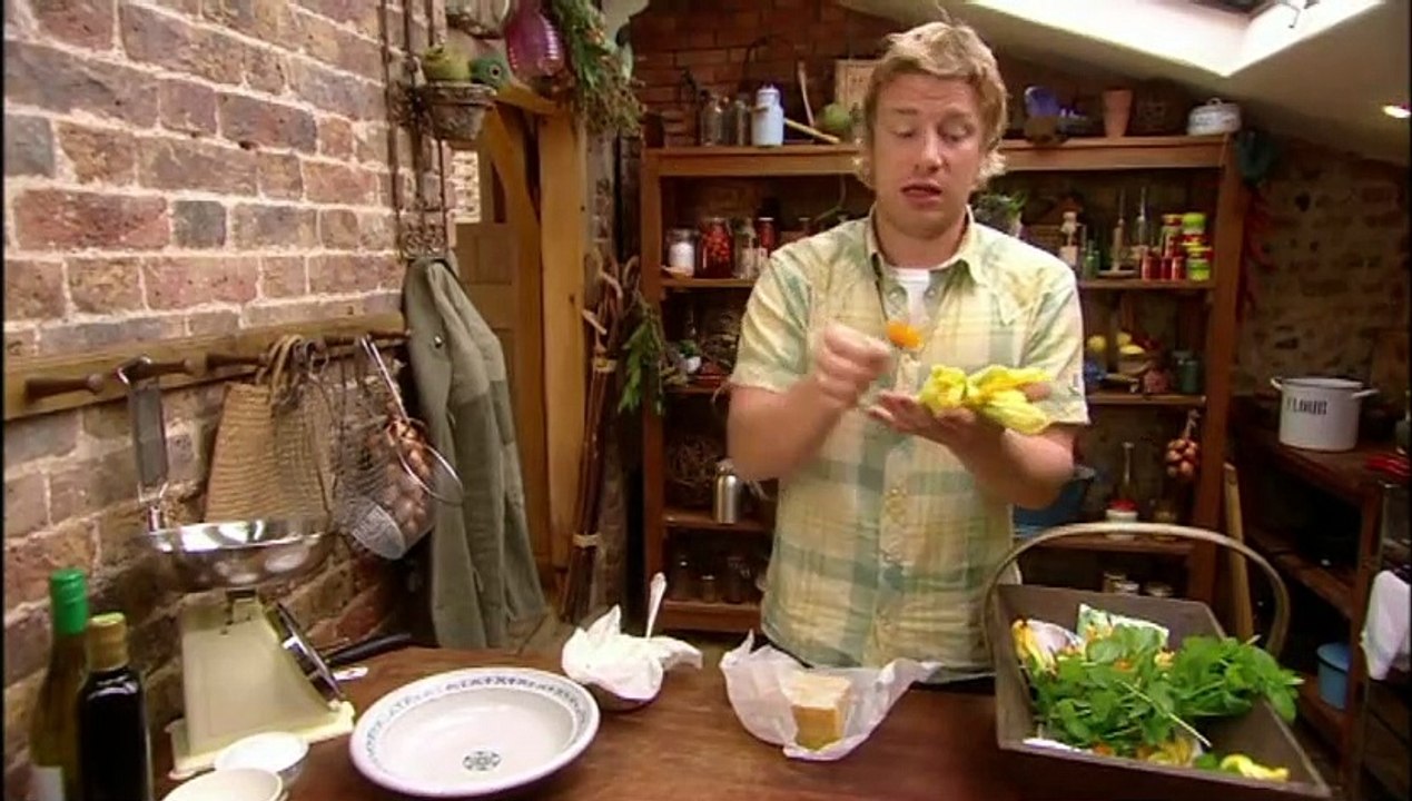 Gefüllte Zucchiniblüten