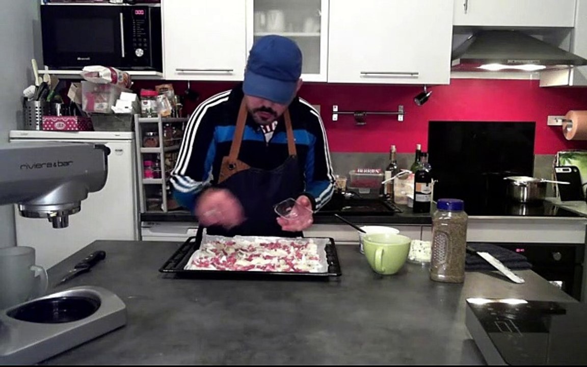 Tarte fine oignon, lardon et bleu