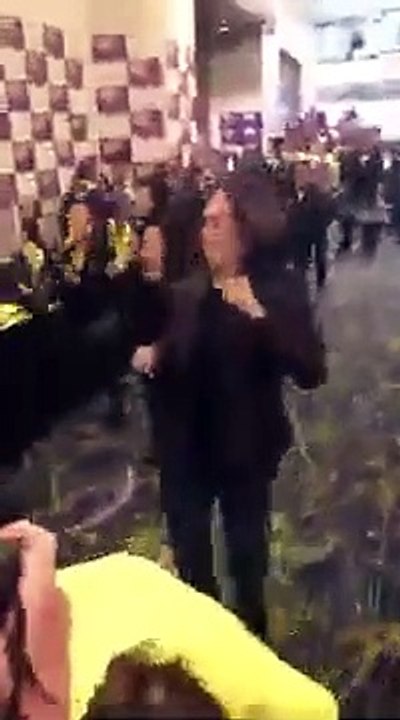 شاهد لحظة رقص كامالا هاريس نائبة رئيس أمريكا مع الأطفال