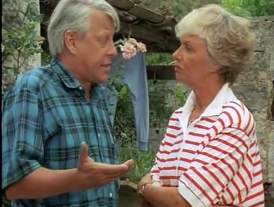 S02E08 - Ein Hund für Hannelore