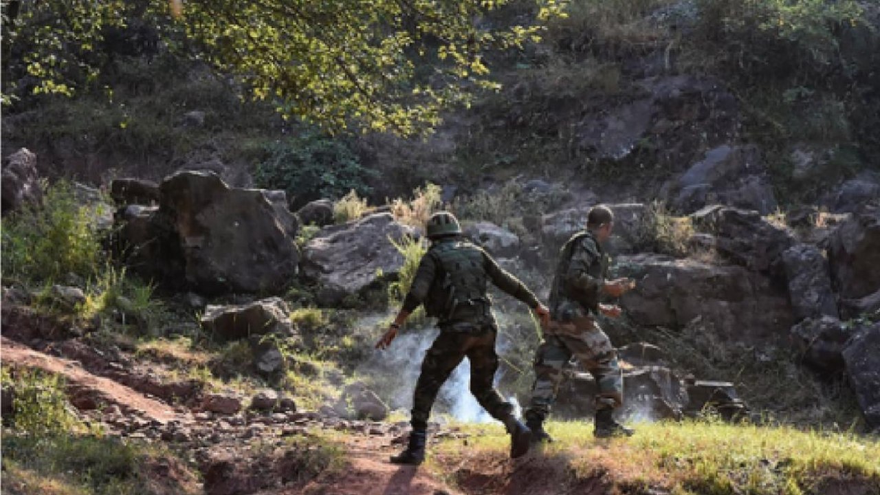 Army foils infiltration bid of terrorists in Ku...