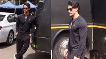 Tiger Shroff Snapped on shoot in Mehboob studio | FilmiBeat