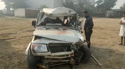 मध्य प्रदेश के सतना में डंफर से टकराई बोलेरो, 7 लोगों की मौत, 5 घायल
