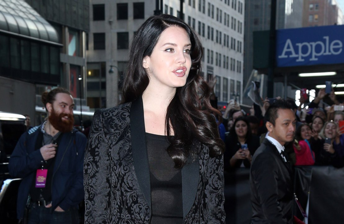 Lana Del Rey félicite Joe Biden pour sa victoire de la plus belle des façons