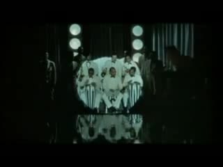 Le Cercle Rouge (1970) - Trailer