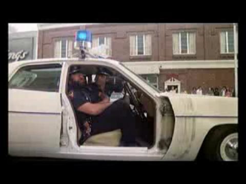 Zwei auÃŸer Rand und Band - Trailer (Deutsch)