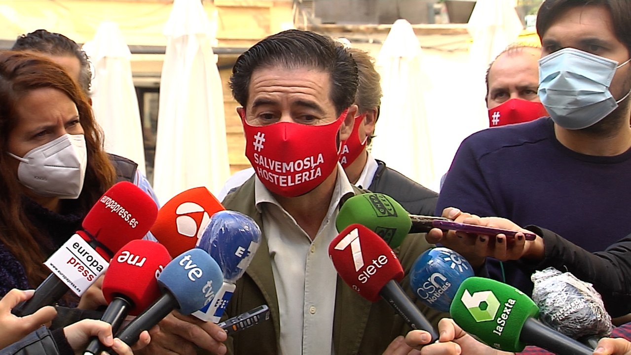 Los hosteleros están "en la UCI" y convocan movilizaciones para exigir ayudas a la Junta