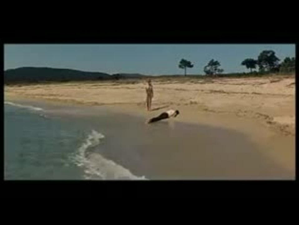 E dieu crea la femme