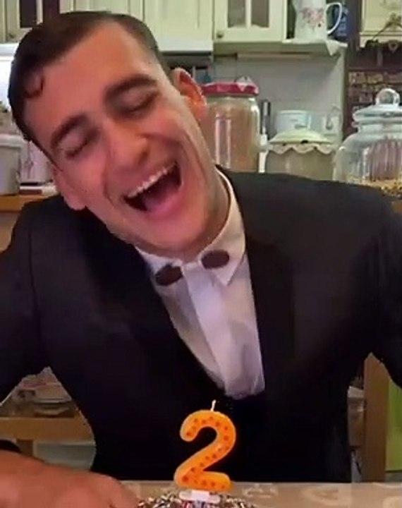 Στέλιος Κρητικός: Ο γιος του έγινε 20 ετών με video - viral στα social media!