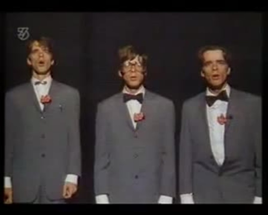 Helge Schneider in Johnny Flash - 'Terzett'