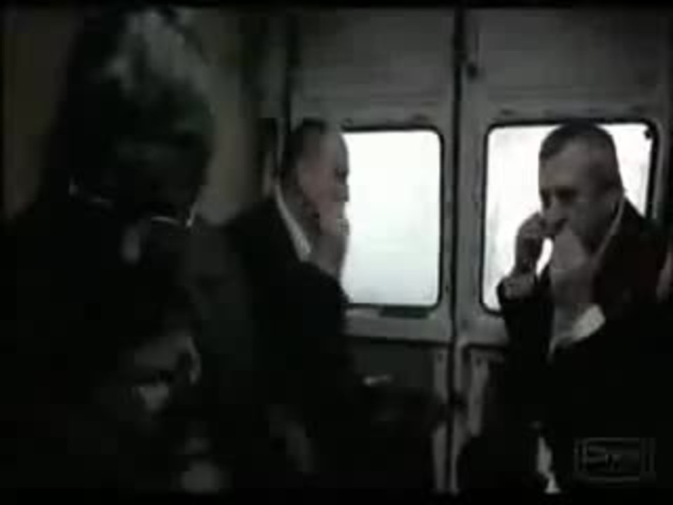 Opening Seuqenz of 'Snatch' (with Jason Statham as 'Turkish')