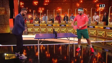 Mickaël prend sa revanche au mini ping-pong avec Cyril Hanouna !