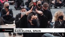 À Barcelone, les danseurs se font remarquer pour demander à reprendre les cours