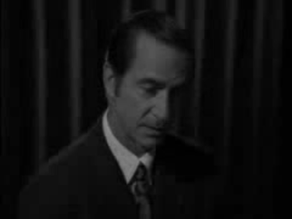 David Strathairn in 'Good Luck...':No Decency