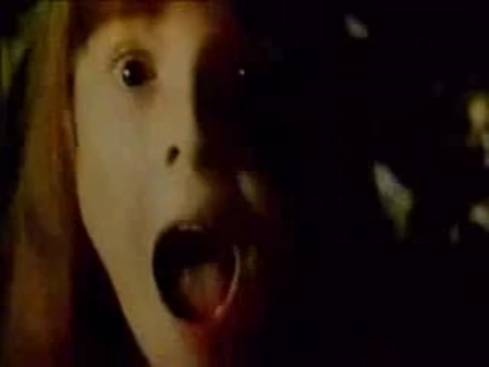 Das Haus an der Friedhofsmauer  --Deutscher Trailer--