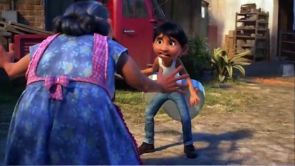 Miguel(ლუკა) Sings "Remember Me" to Coco