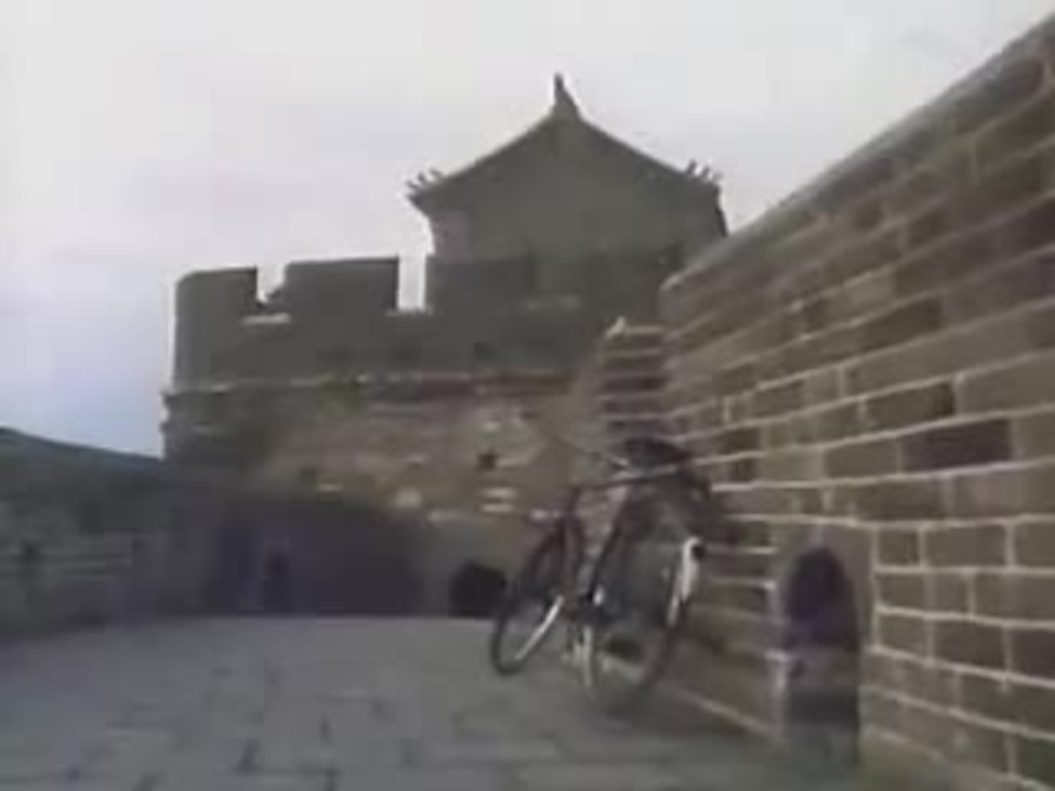 Trailer M Butterfly -1993- (David Cronenberg)