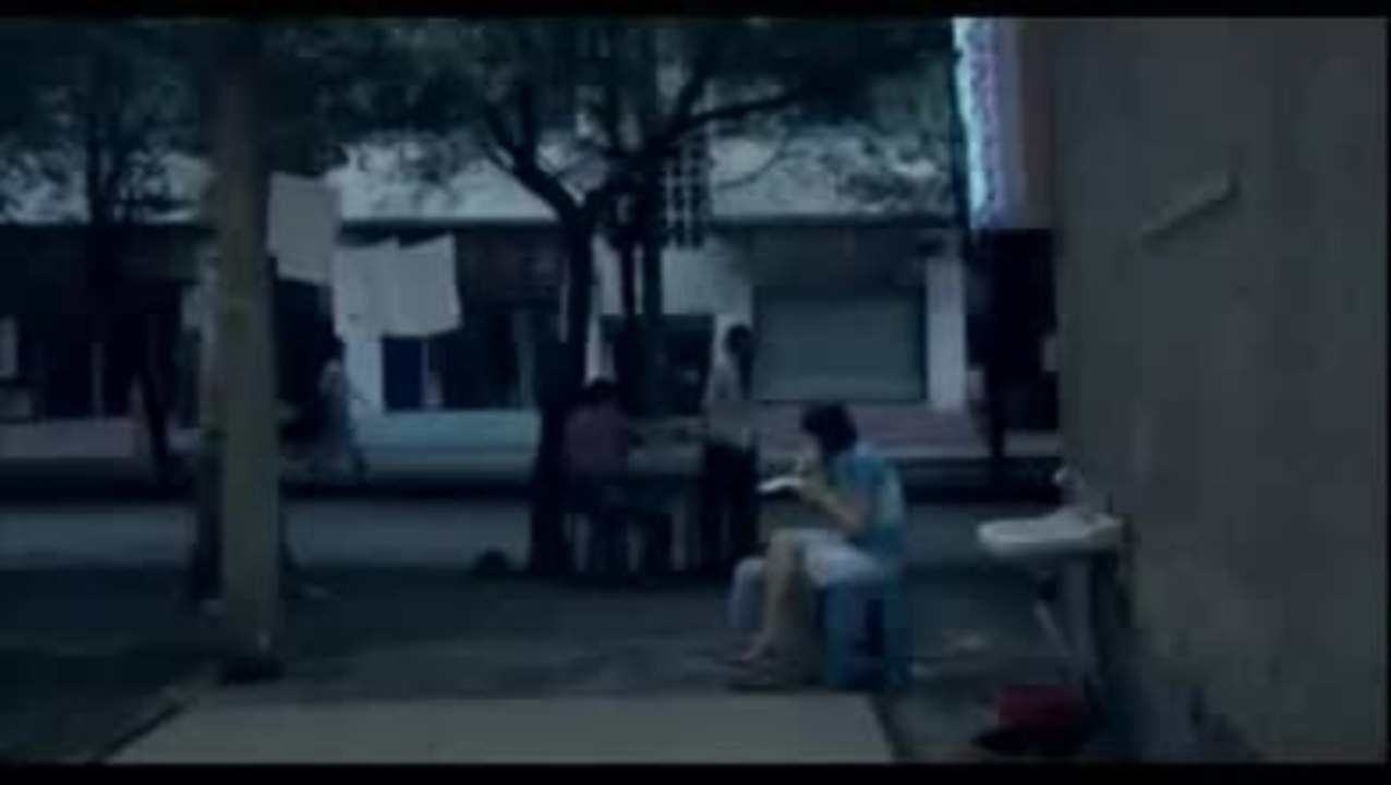 She, a Chinese Trailer