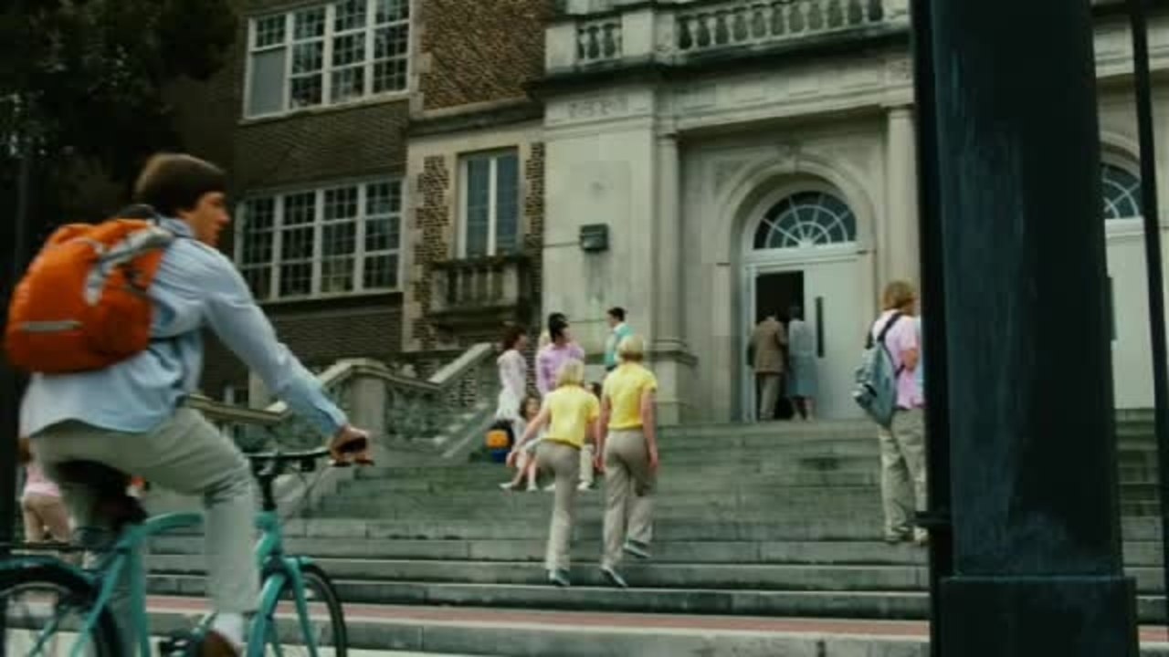 Mitternachtszirkus -  Willkommen in der Welt der Vampire - Trailer (Deutsch)