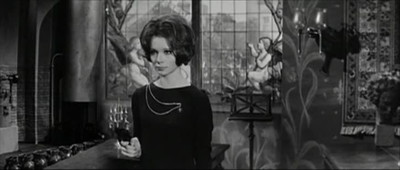 Zum Nachtisch blaue Bohnen - Trailer (Deutsch)