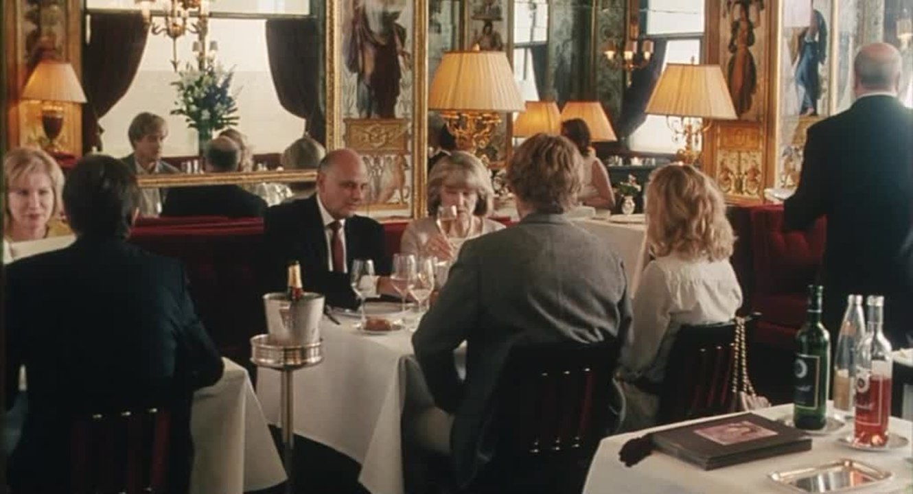 Mitternacht in Paris - Clip 2 Politik (Deutsch)