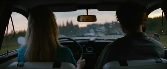 Fenster zum Sommer - Clip 01 August springt in den See