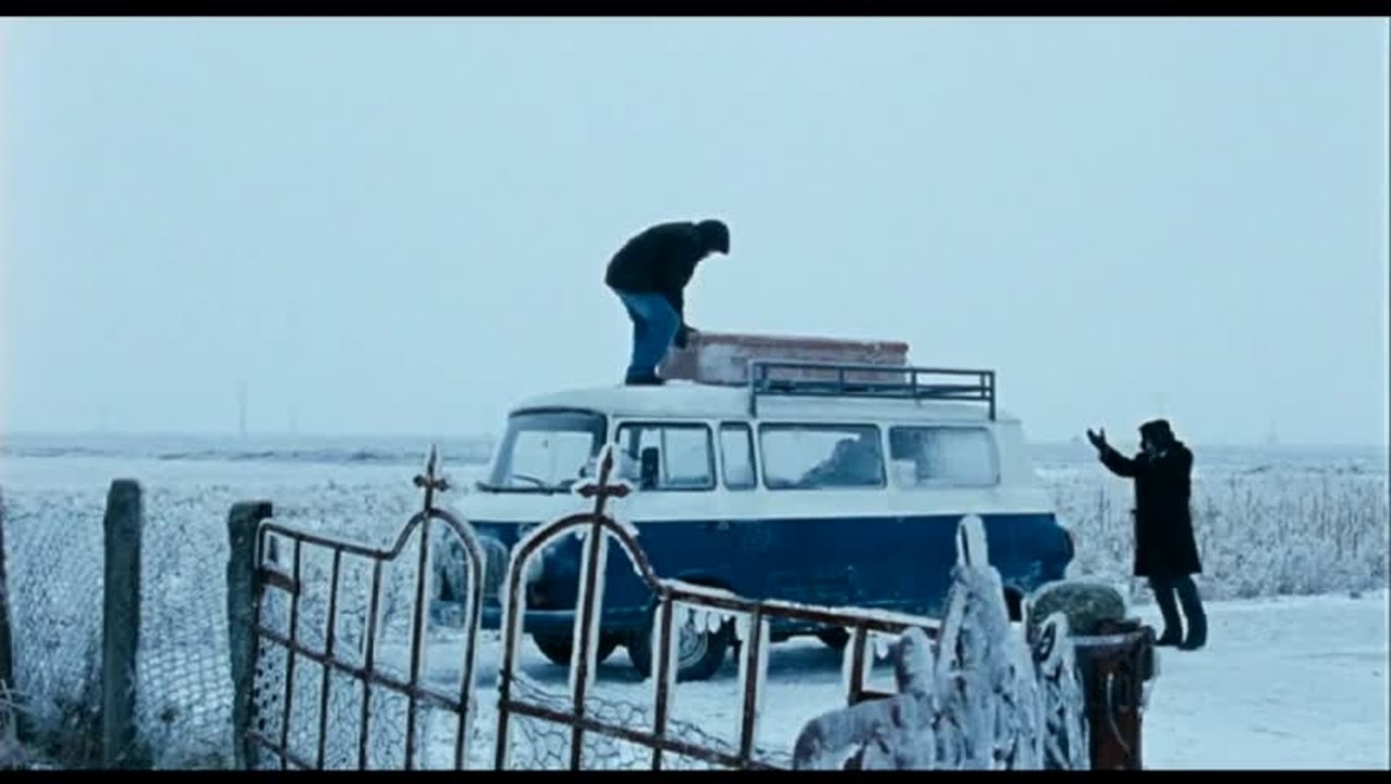 Die Reise des Personalmanagers - Clip 7 Flucht vom Friedhof (Deutsch)