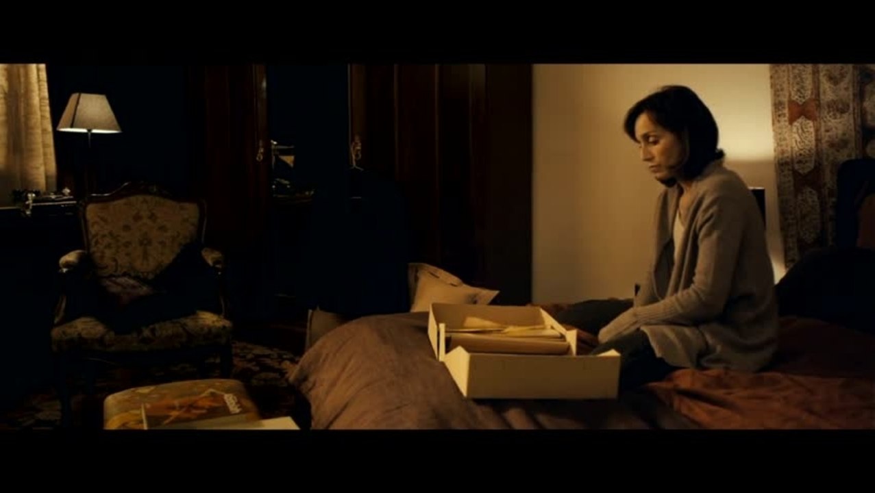 Sarahs SchlÃ¼ssel - Clip 10 Julia entdeckt die Briefe (Deutsch)