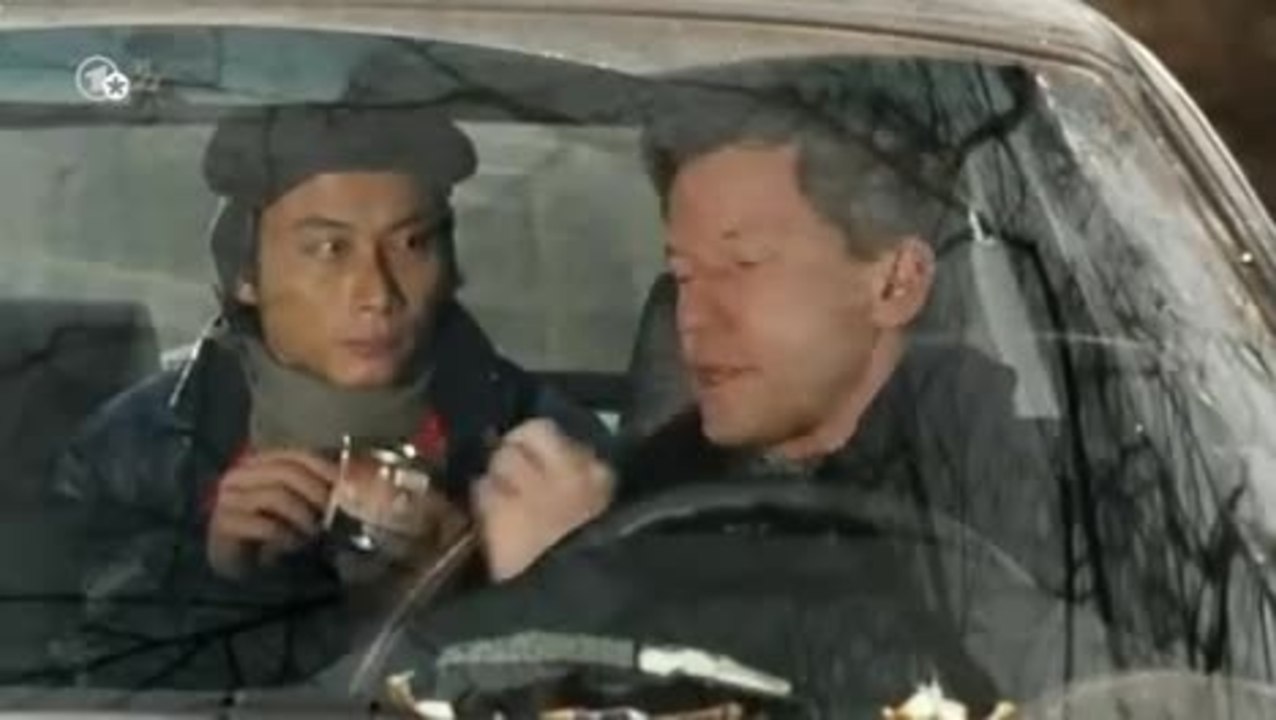 Tatort Frau Bu lacht - Frosch-Szene (Deutsch)