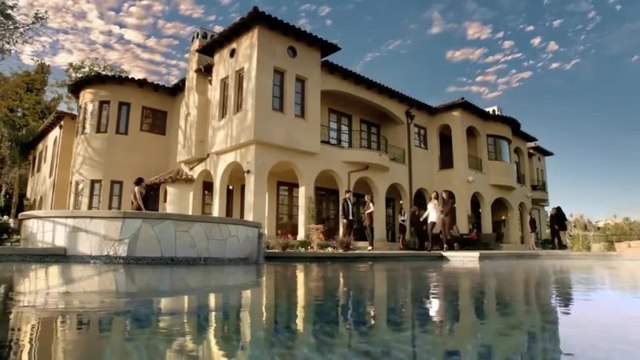 Charlie Sheen - FIAT 500 Abarth Commercial -House-Arrest (English) HD