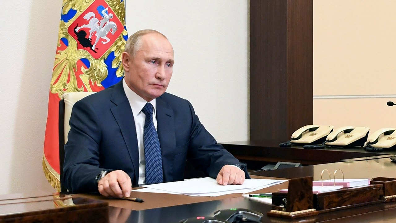 Armenia, Azerbaijan, Russia sign deal to end Nagorno-Karabakh war