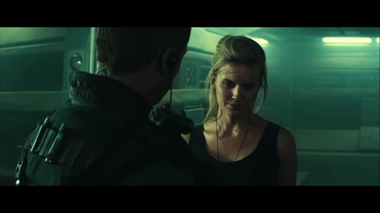 Lockout - Clip 8 Apfel und Knarre (Deutsch)