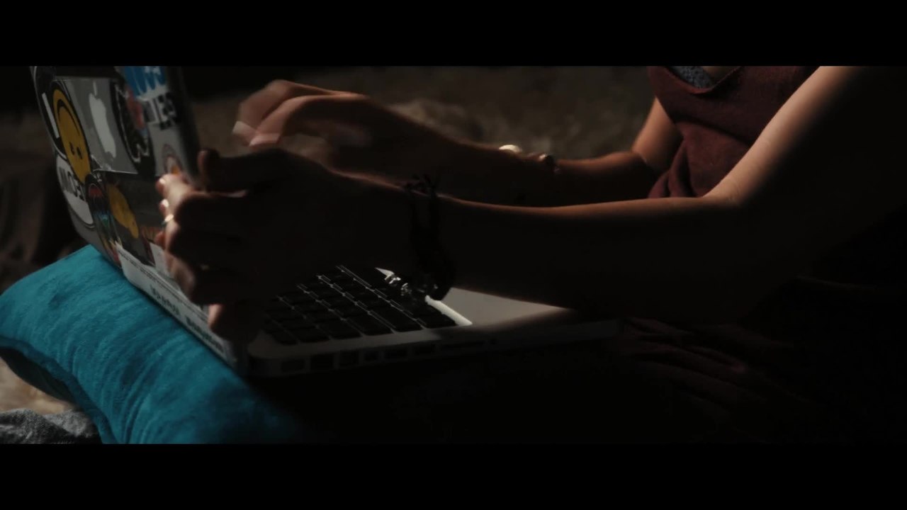 LOL - Clip 3 Lola chattet mit Kyle (Deutsch)