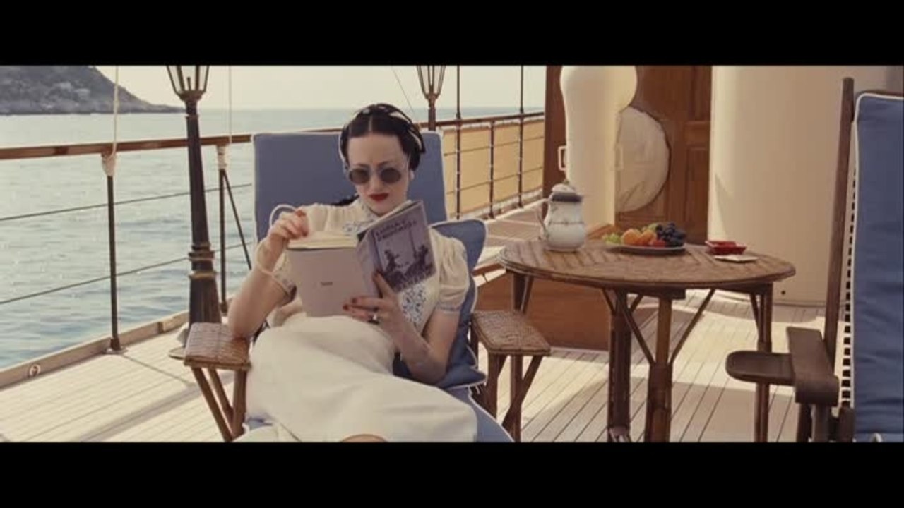 WE - Clip 4 In der Ã–ffentlichkeit (Deutsch)