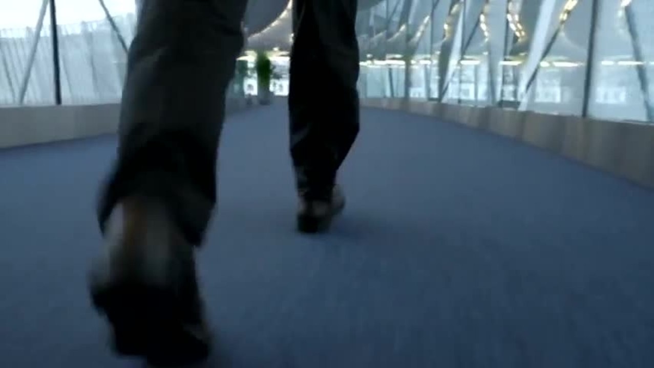 Bulb Fiction - Clip 5 EU Parlament (Deutsch)