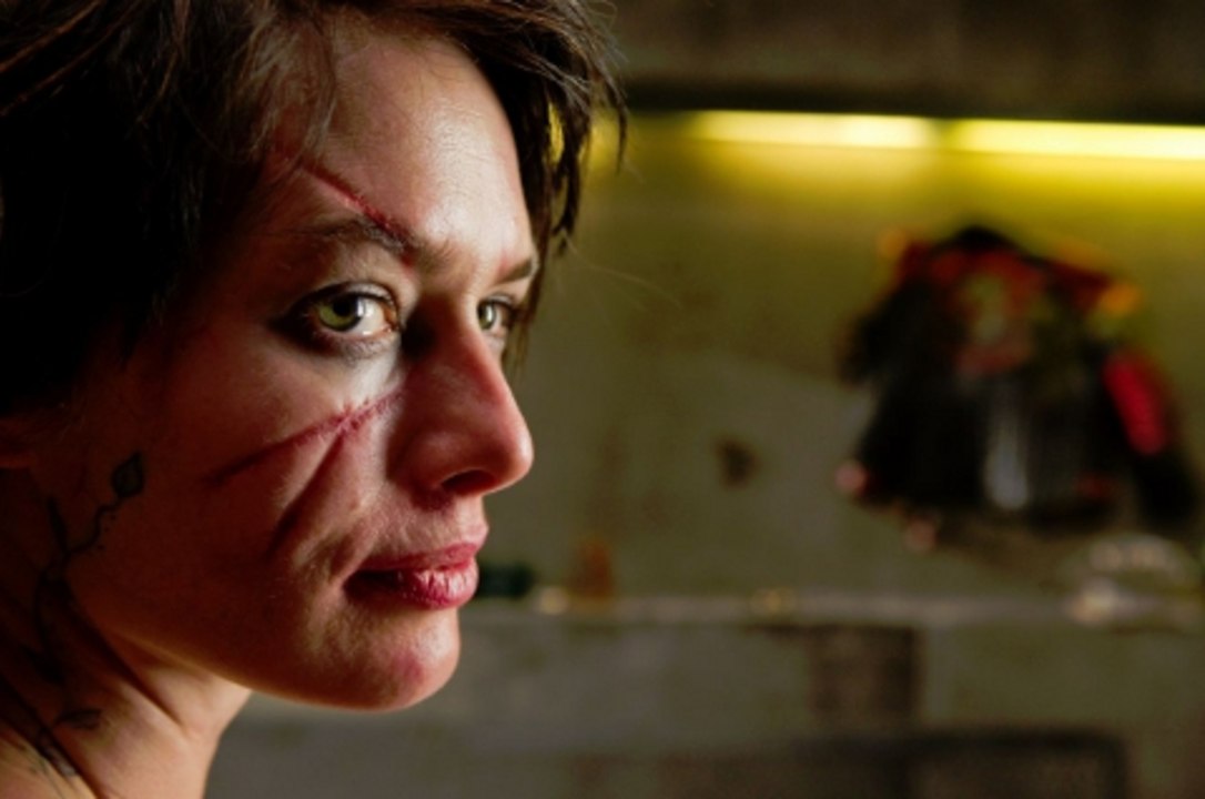Dredd - Exclusive Clip (English)